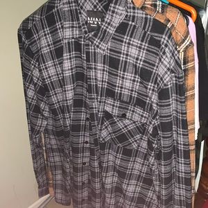 black/gray button up flannel